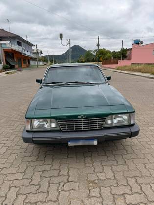 CHEVROLET OPALA 4.1 DIPLOMATA SE 8V GASOLINA 2P MANUAL CHEVROLET OPALA 4.1 DIPLOMATA SE 8V GASOLINA 2P MANUAL